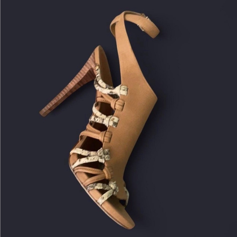 Coach Shoes Tan High Heel size 8.5 - Elegant Tan and Cream Women's Heels